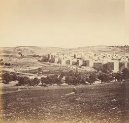 Panoramablick auf die Stadt - Gesamtansicht der Stadt von Norden